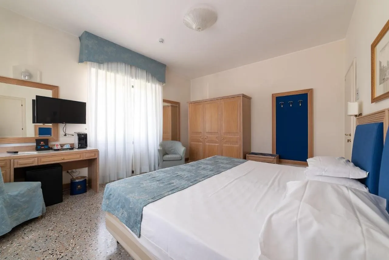 La Dependance By Casa Bianca Hotel Lido di Jesolo Italy