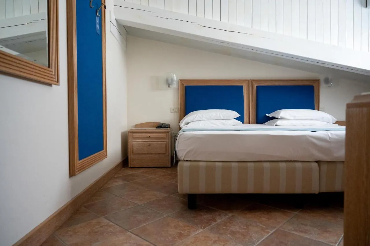 ****  Hotel La Dependance By Casa Bianca Lido di Jesolo Itálie